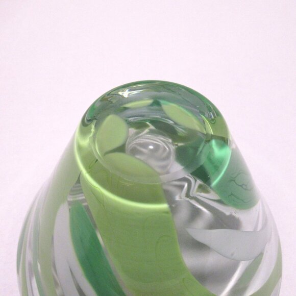 Green swirled bowl/vase - Picture 8 of 15